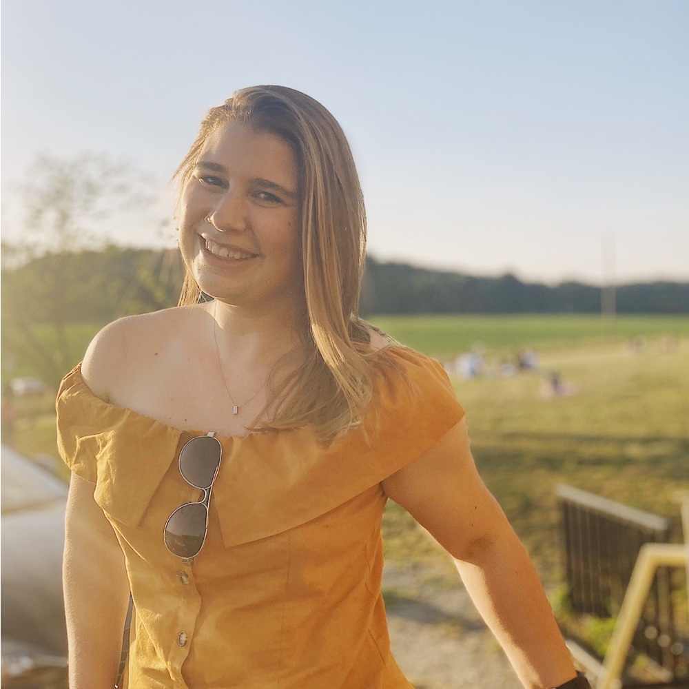 Meet your Posher, Nicole